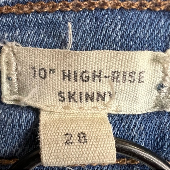 Madewell 10" High Rise Raw Hem Size 28 - Picture 13 of 15